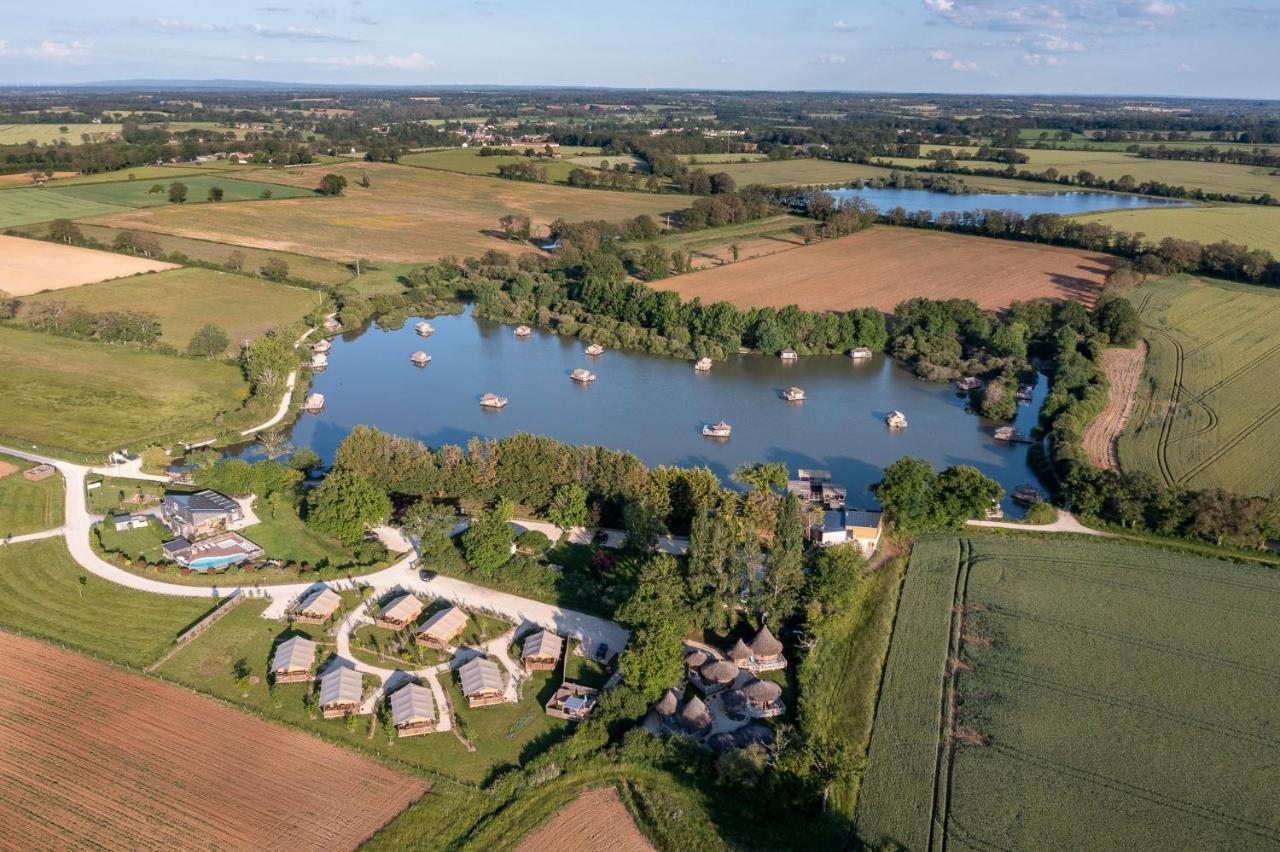 Village Flottant De Pressac Exteriér fotografie